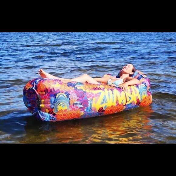ZUMBA inflatable lounger with carry on tote. Super cute. *Make an offer! - Picture 3 of 17